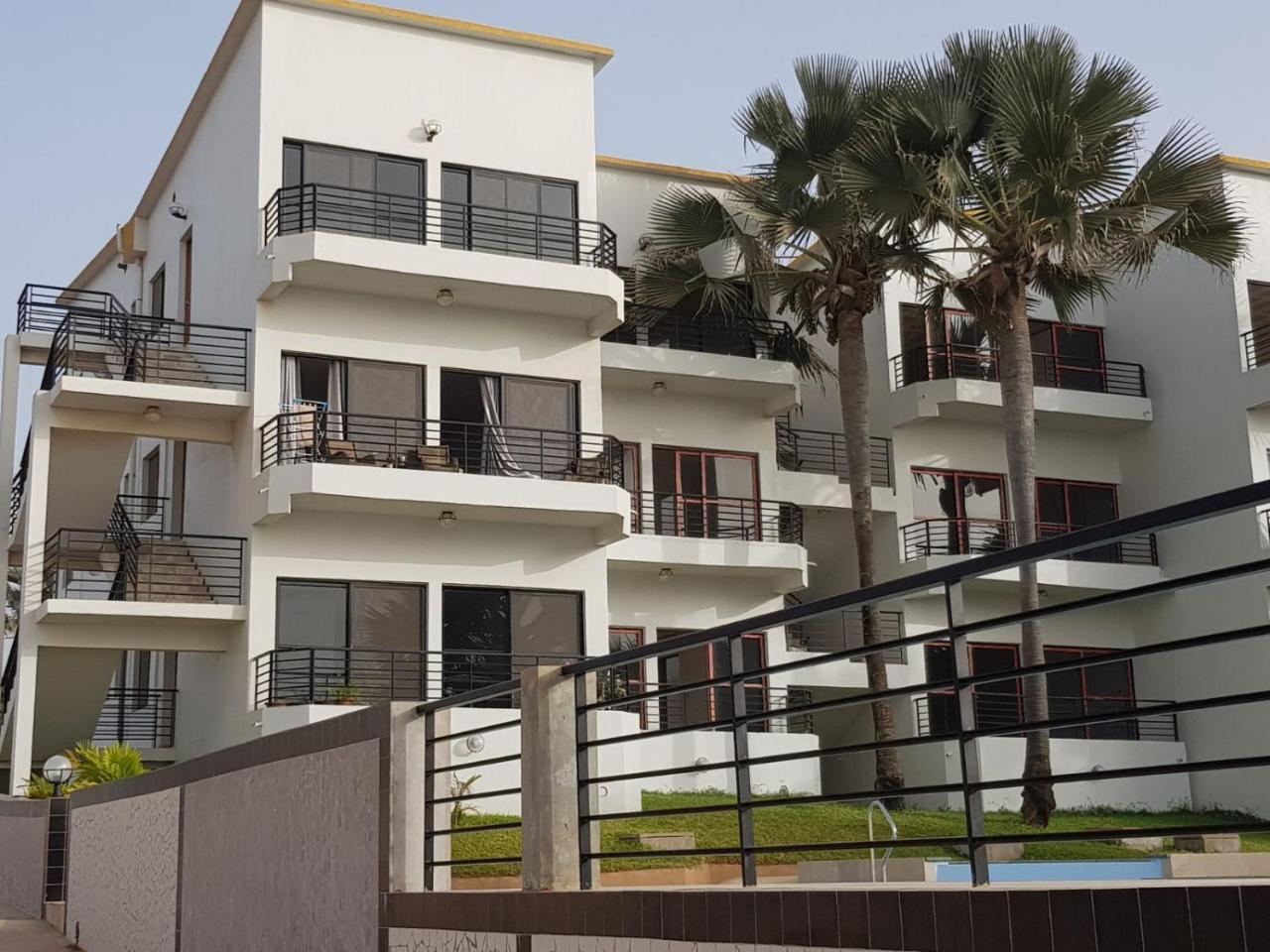 Relax Waterfront Serviced Apartment Bijilo Kültér fotó